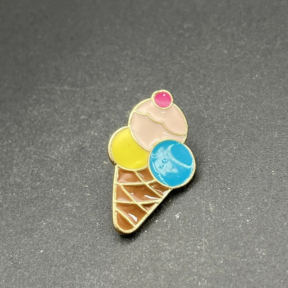 Cartoon Ice Cream‎ Cone Lapel Hat Pin